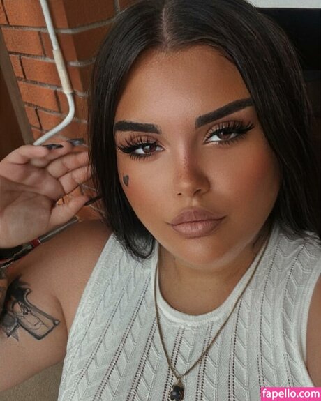 Badsaisax pornographic star pics