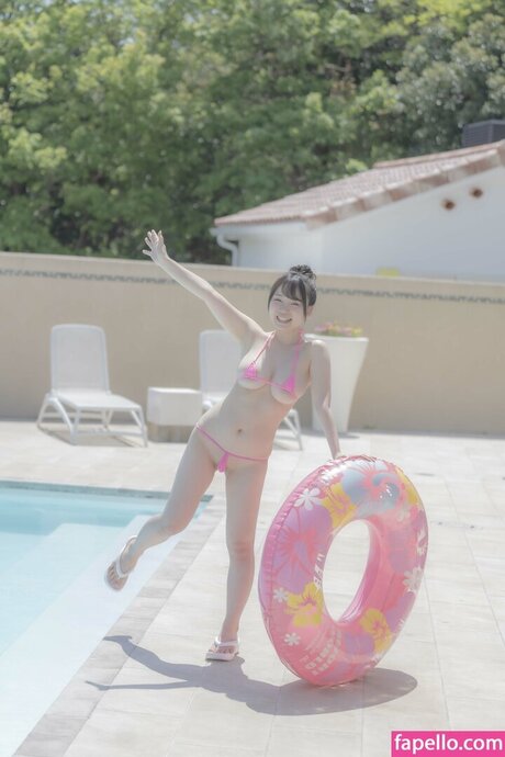 Yuna Shirahoshi_ star sexy photos