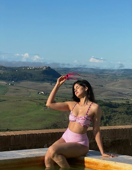 Sakshi Malik xxx actress pic