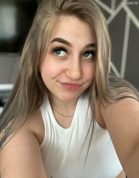 TamyTation star adult pictures