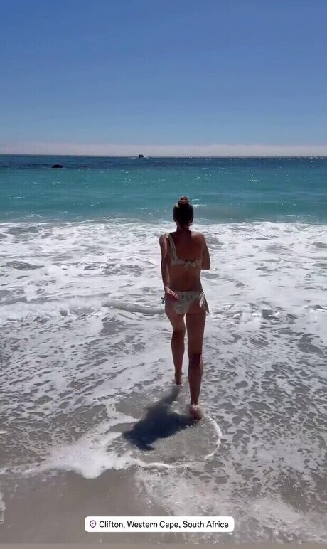 Wolke Hegenbarth nude pornstar image