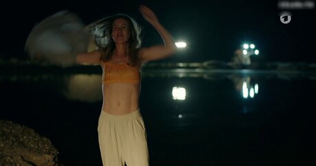 Wolke Hegenbarth naked star pic