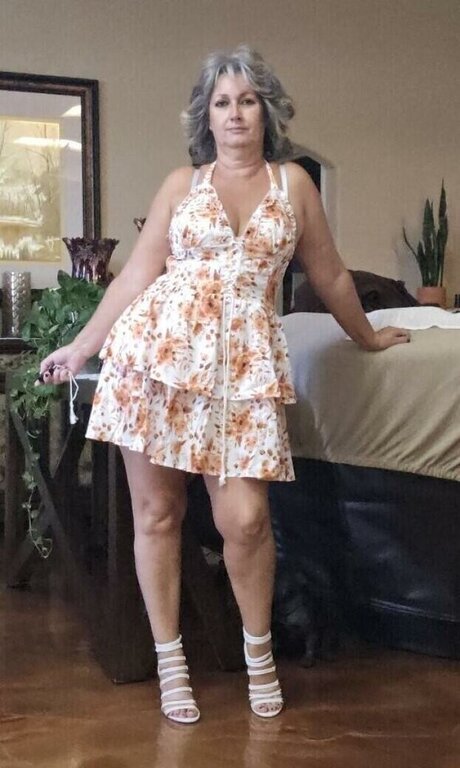 saundra1571 high quality model galleries