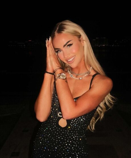 Alisha Lehmann hot star image