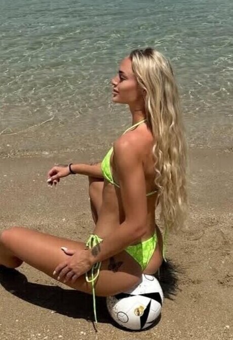 Alisha Lehmann art pornstar photo