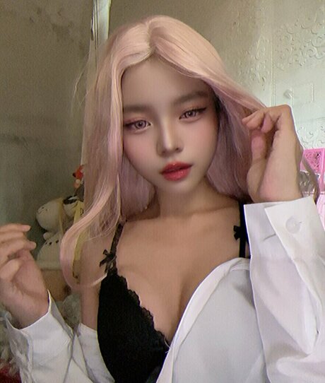 Shayri May Tagyamon nude pornstar photo