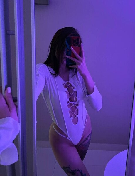 leonesan pretty actress img