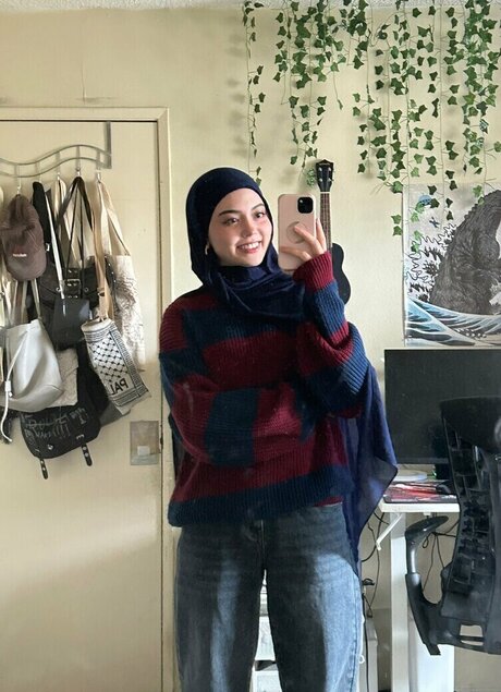 Sidsityttv nudes model pictures