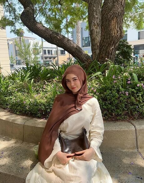 Sidsityttv model top img