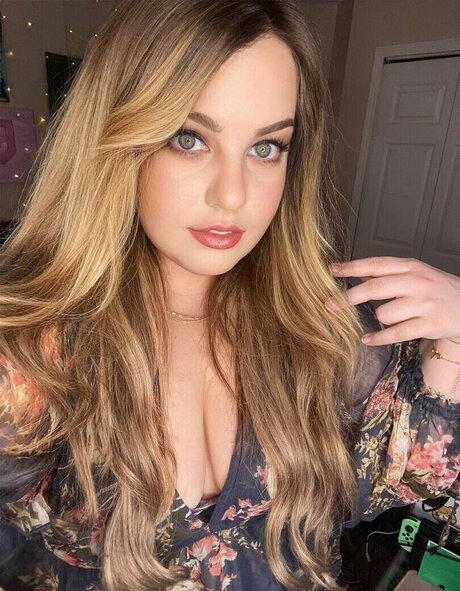 PastaroniRavioli star sex image