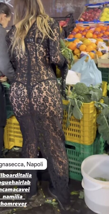 Deborah De Luca star beautiful image