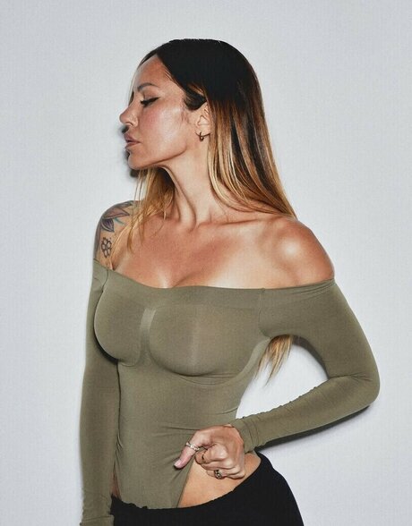 Deborah De Luca pornstar pictures