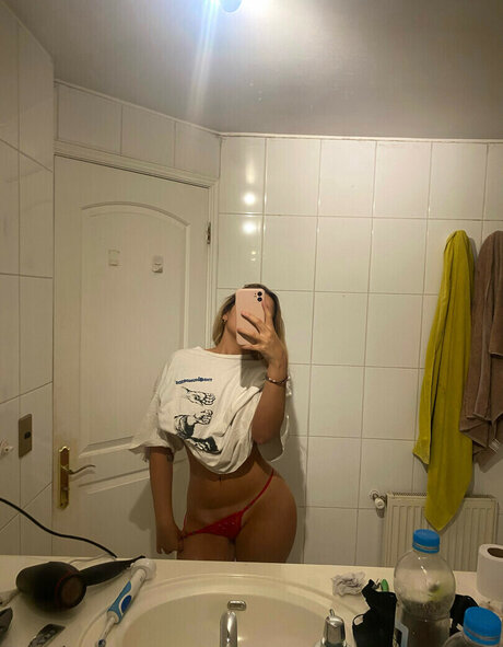 florenciamg nude model picture