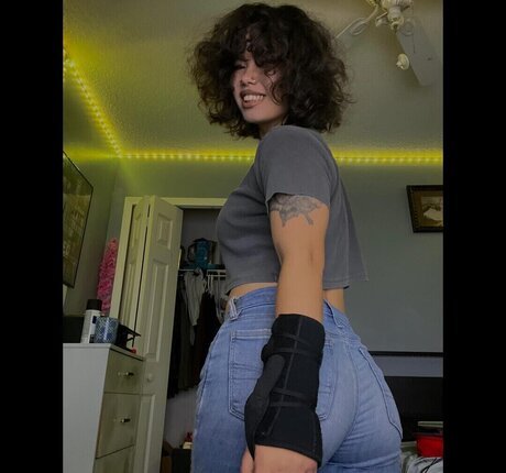 Thatgirlmy yuh exclusive model galleries