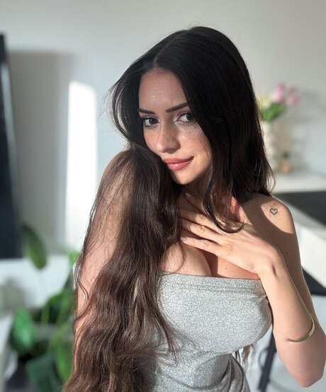 Sunmerjoy pretty actress photos