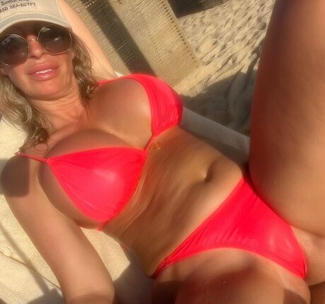 LetzBimbo exclusive actress archive