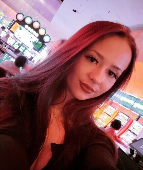 mechanic onlyfans nude image