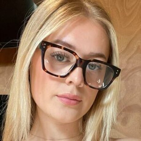 Hinetapora art model pics