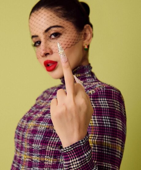 Urfi Javed hot star pics