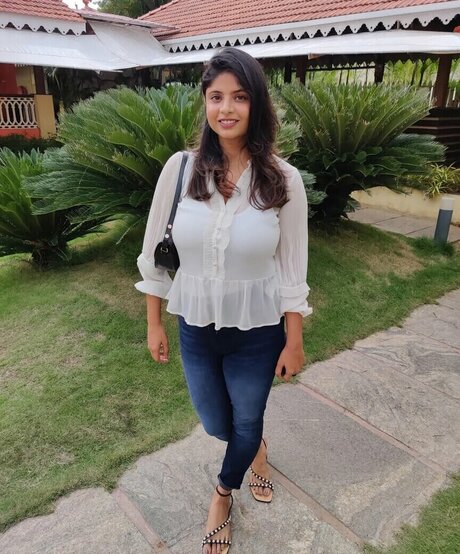 Tulika Snehil star nude pictures