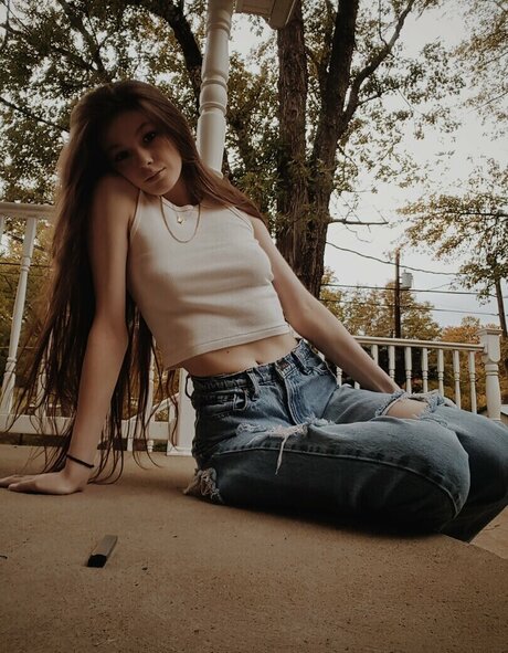 nic2hardo model exclusive images