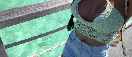 Luxuryslut model beautiful pic