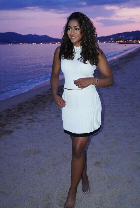 Deja Kelly star best picture