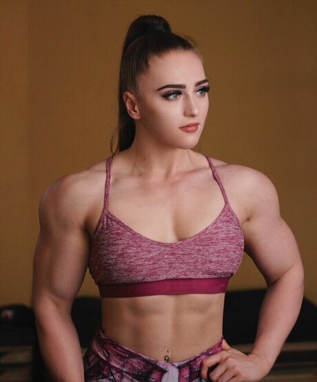 Julia Vins xxx star photo