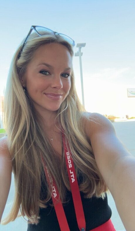 Chloe Rigdon pornographic actress gallery