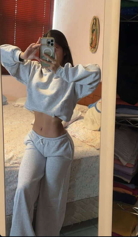 Joshabet Diaz sexy model pic