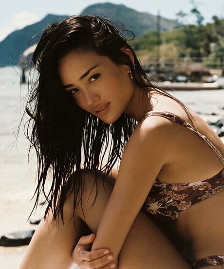 Elizabeth Wood erotic actress archive