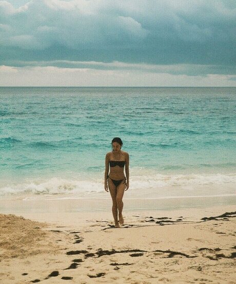 Elizabeth Wood xxx pornstar pics