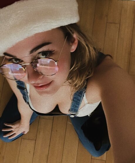 Cassie Claire best actress photos