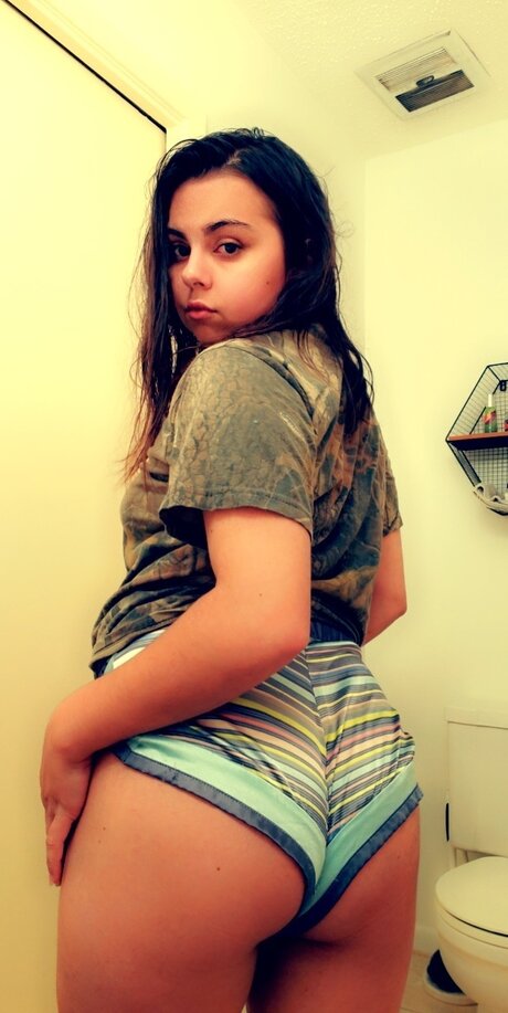 Kinky Kitten sexy model images