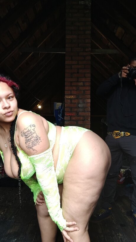 Pretty pussy gyal_ star sex gallery