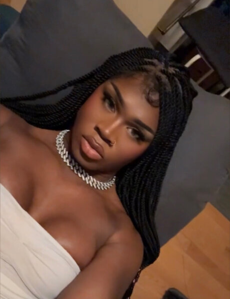 Your Tranny Bae_ art star photo