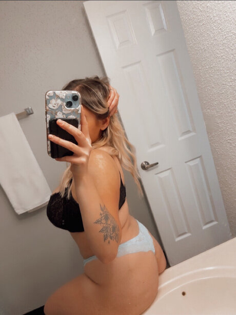 User3414 pornstar photos