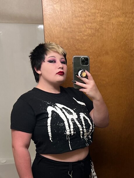 hypochondrimaxxx model beautiful gallery