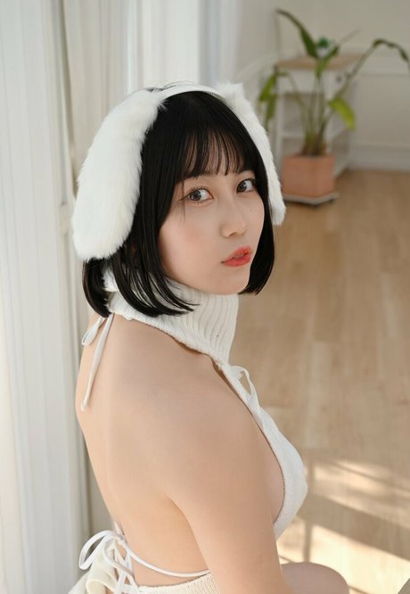 iocos69 model high quality photo