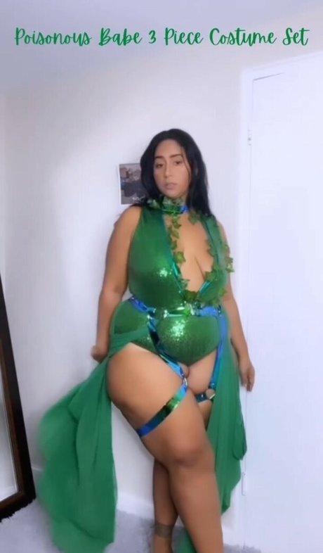 tianatee808 porn model picture