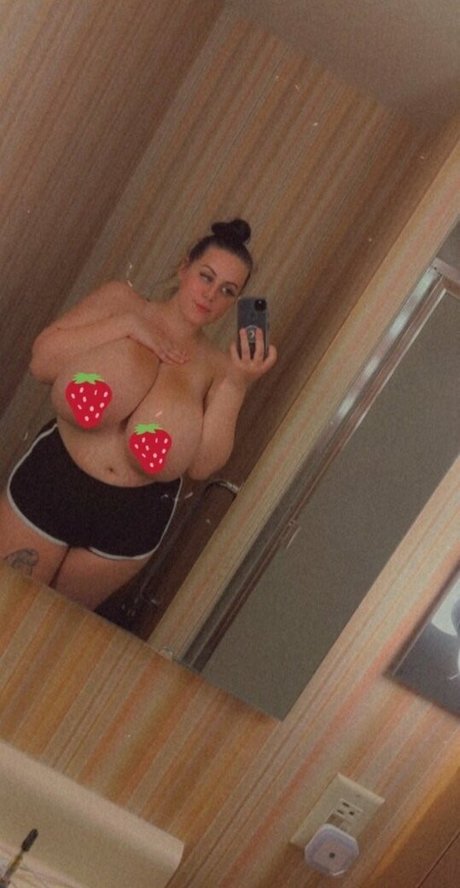 Lucy June hot star galleries