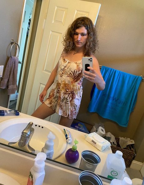 Kymmy Harper pornstar hot archive