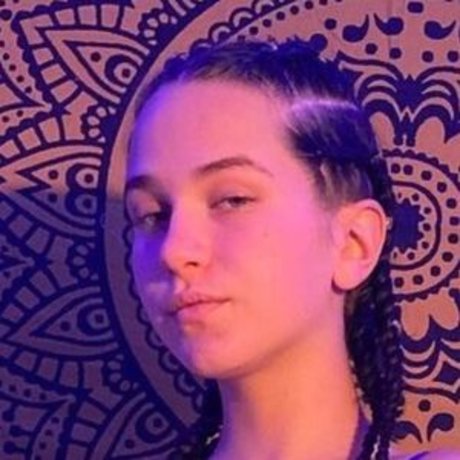 Cassieeeeknott star photo