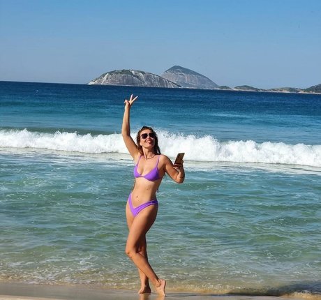 Cristina Ferreira star nice galleries