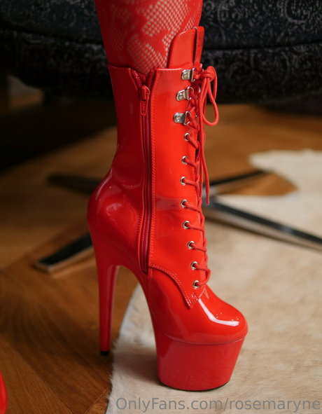 rosemaryne free pornstar img