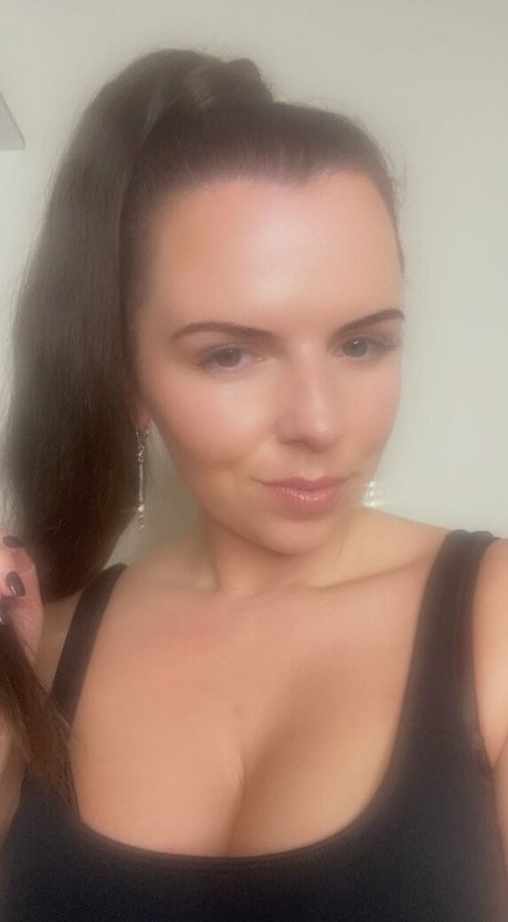 Goddess Alexi sexy star photo