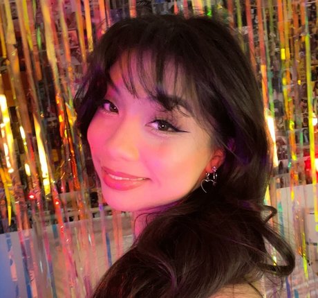 Trin Lovell pornographic actress galleries