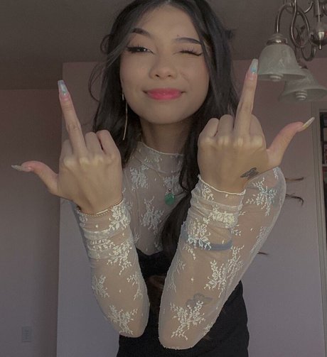 Trin Lovell sexy pornstar pics