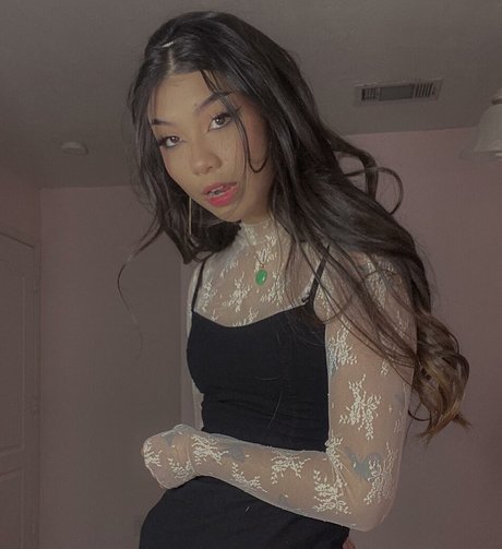 Trin Lovell profile pic