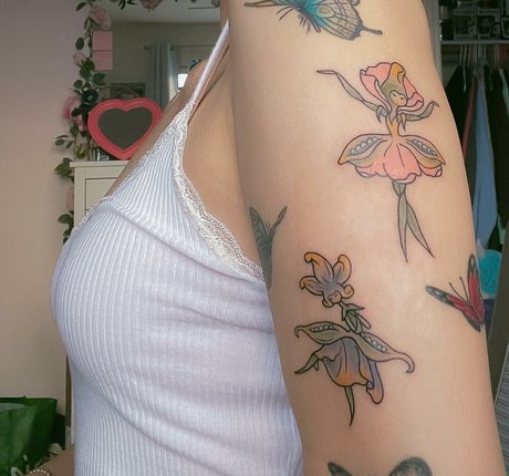 Trin Lovell top star photo